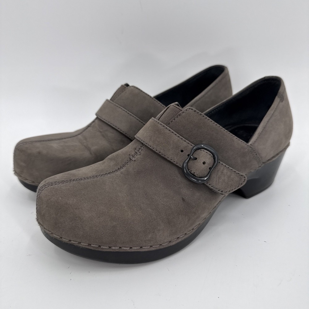 Dansko Womens Tamara Grey Suede Buckle Slip On Clog Size 40/9.5 Comfort